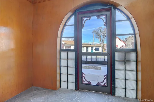 a view of an entryway