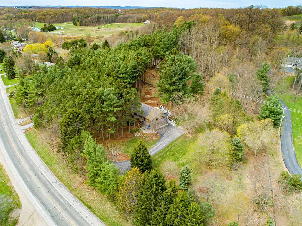 10719 Center Road Traverse City, MI 49686 - Photo 36 of 37 1866344-35.JPG