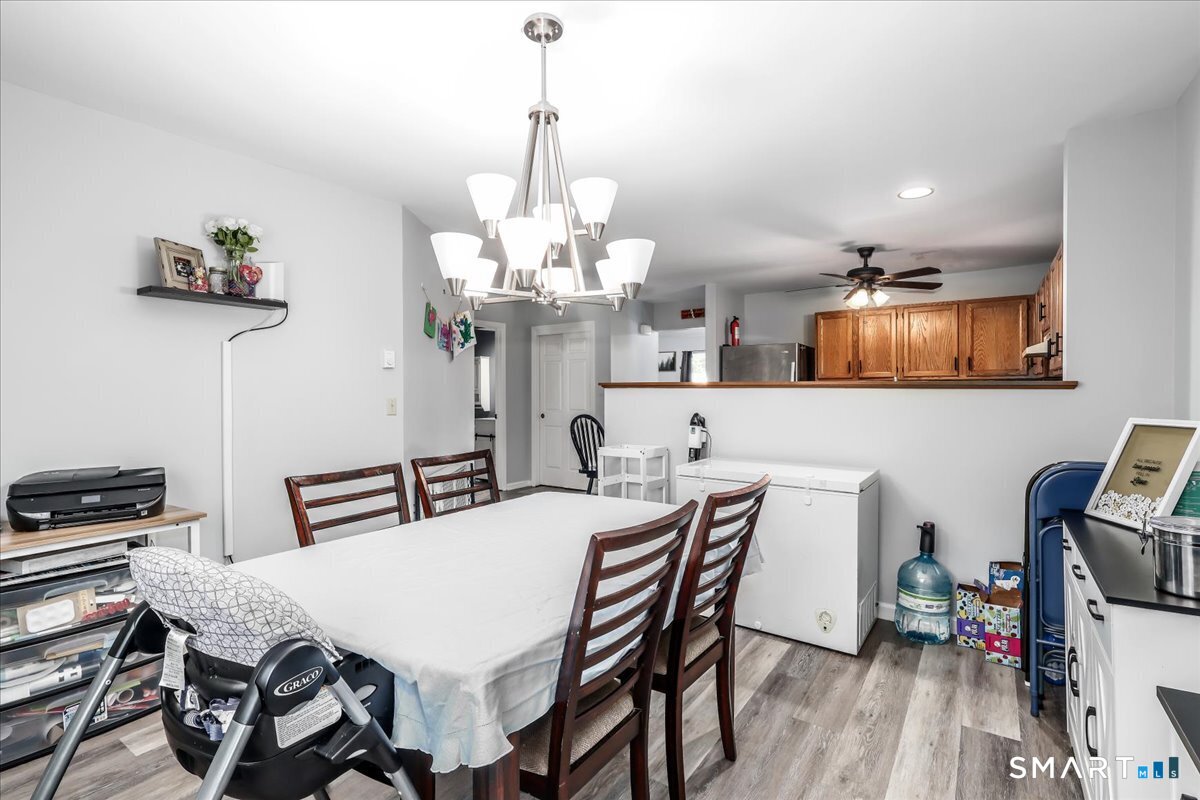 136 Pembroke Road, Unit 650 Danbury, CT 06811 - Photo 6 of 26