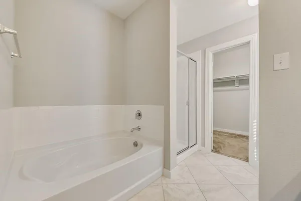 $2,350 | 1900 Spoonbill Drive, Little Elm, TX 75068
