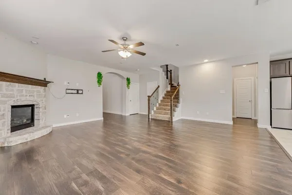 $2,350 | 1900 Spoonbill Drive, Little Elm, TX 75068