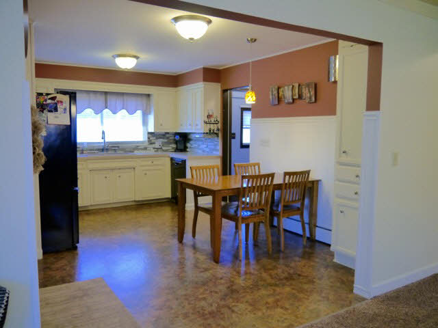 1010 South Johnson Street Bay City, MI 48708 - Photo 12 of 32