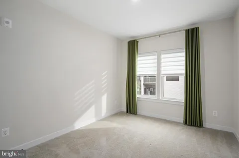 $485,000 | 46294 Mount Milstead Terrace, Unit 303, Sterling, VA 20164