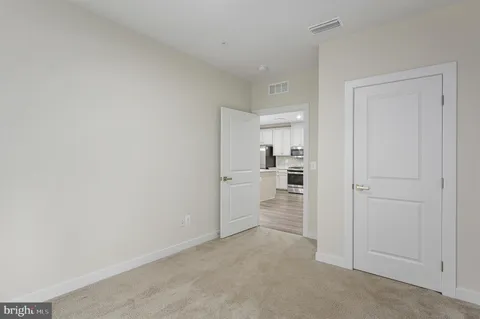 $485,000 | 46294 Mount Milstead Terrace, Unit 303, Sterling, VA 20164