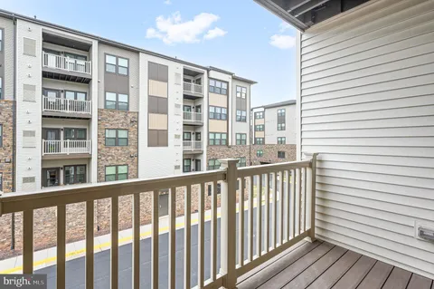 $485,000 | 46294 Mount Milstead Terrace, Unit 303, Sterling, VA 20164