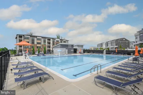 $485,000 | 46294 Mount Milstead Terrace, Unit 303, Sterling, VA 20164