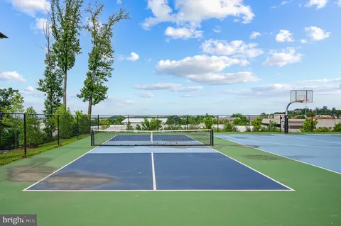 $485,000 | 46294 Mount Milstead Terrace, Unit 303, Sterling, VA 20164