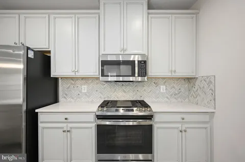 $485,000 | 46294 Mount Milstead Terrace, Unit 303, Sterling, VA 20164