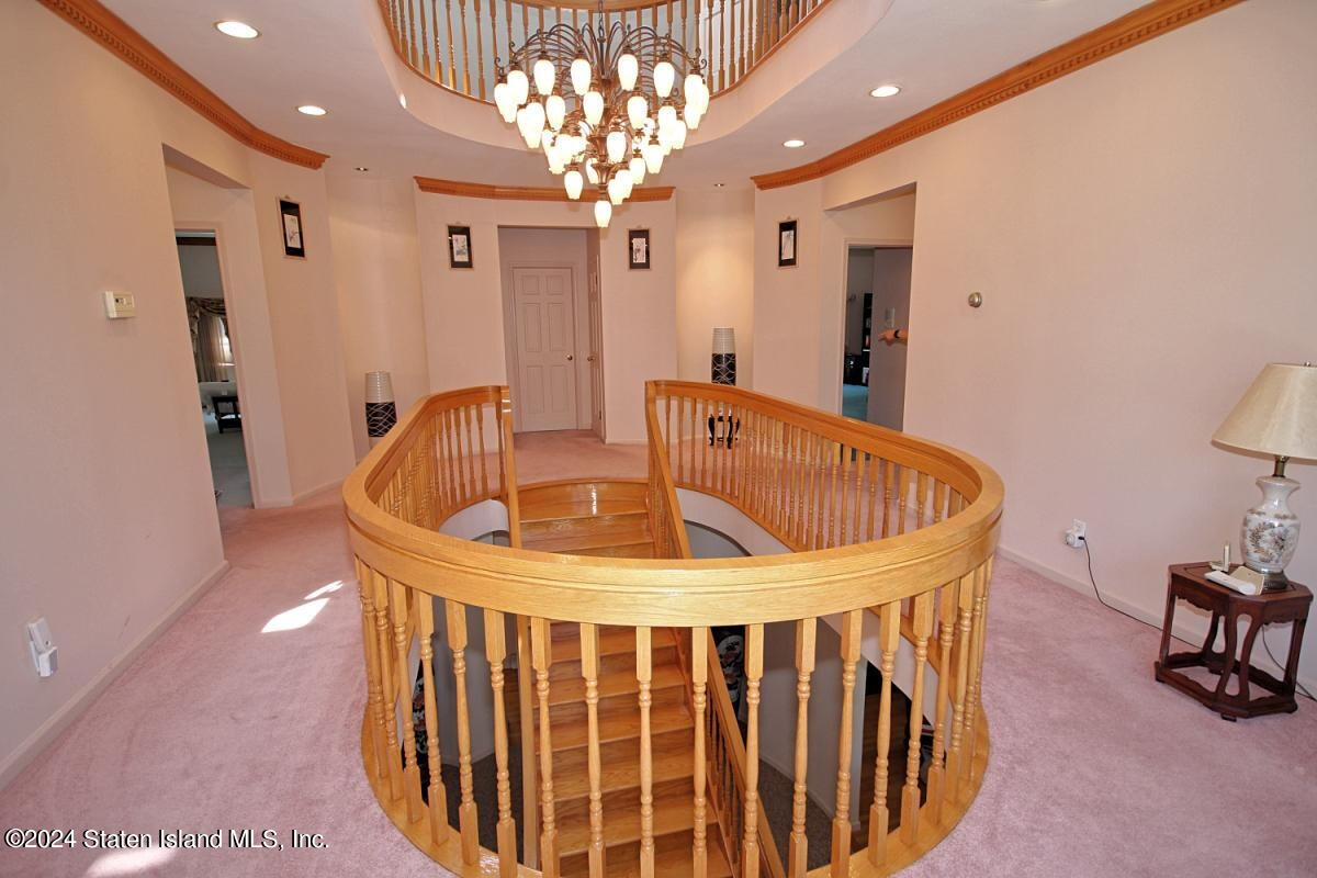 40 Charter Oak Road Staten Island, NY 10304 - Photo 26 of 56 Staircase