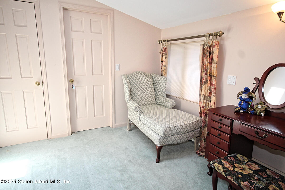 40 Charter Oak Road Staten Island, NY 10304 - Photo 31 of 56 Bedroom