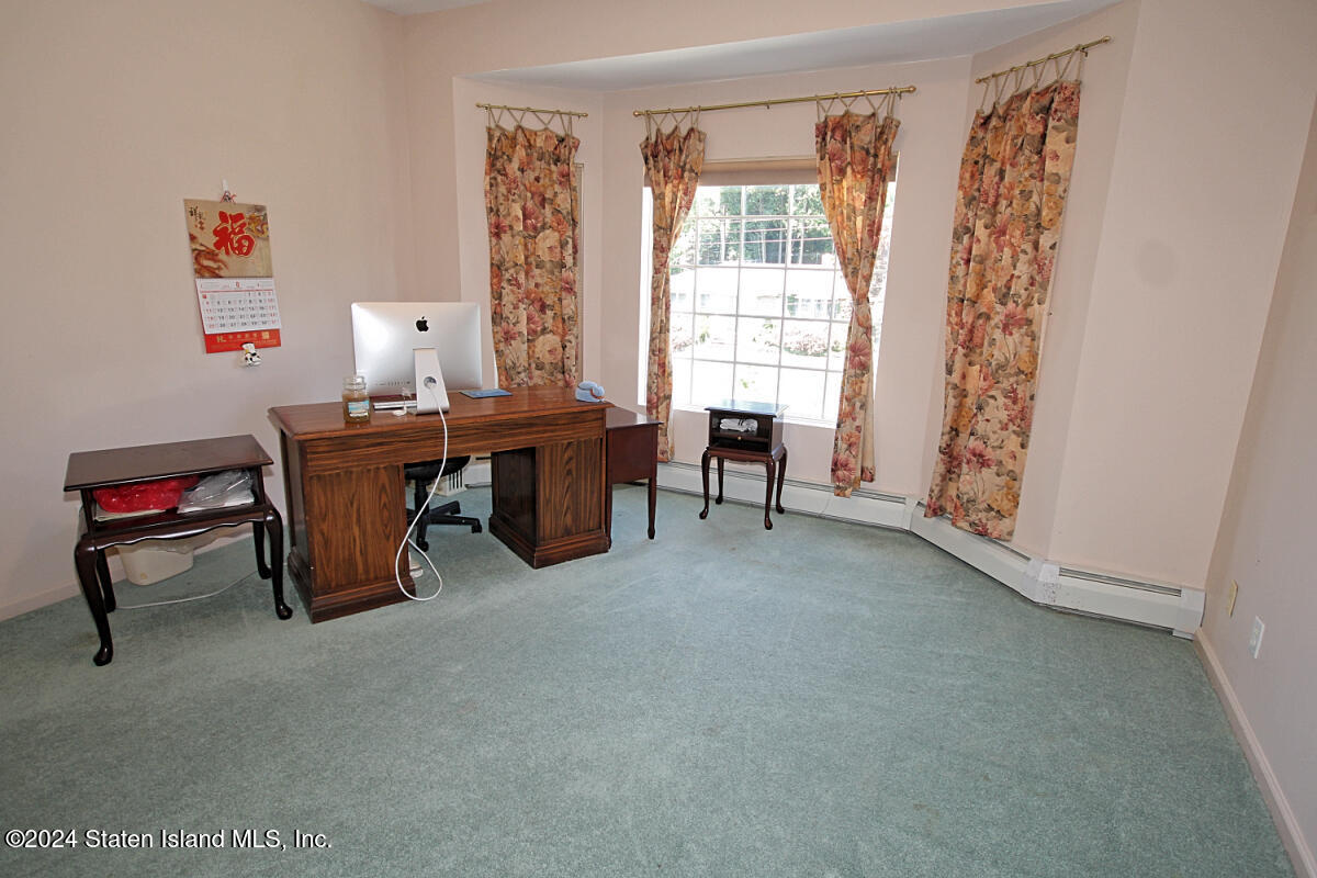 40 Charter Oak Road Staten Island, NY 10304 - Photo 39 of 56 Bedroom