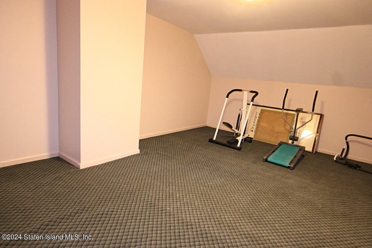 40 Charter Oak Road Staten Island, NY 10304 - Photo 48 of 56 Third Floor