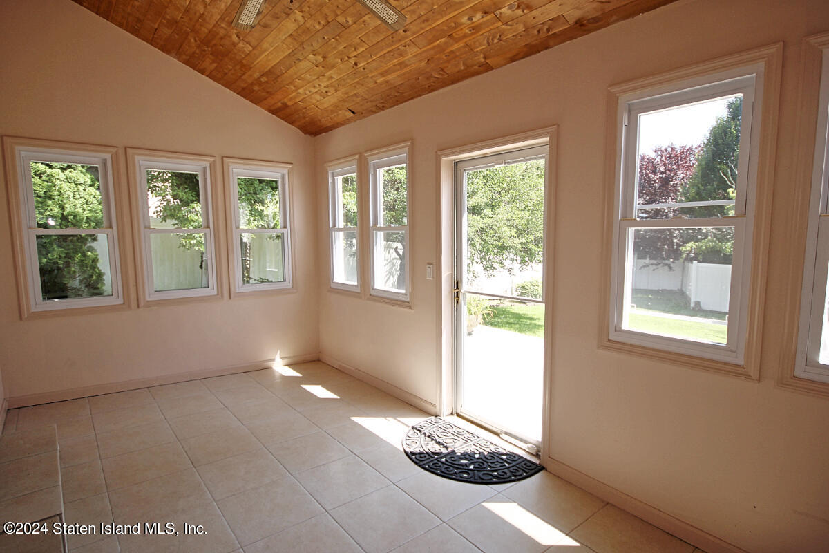 40 Charter Oak Road Staten Island, NY 10304 - Photo 50 of 56 IMG_8215