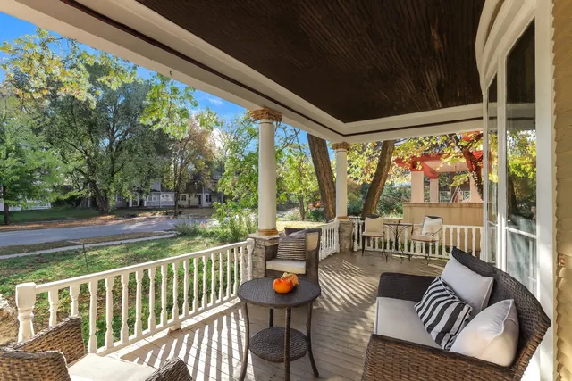 $579,900 | 2524 Pillsbury Avenue, Minneapolis, MN 55404