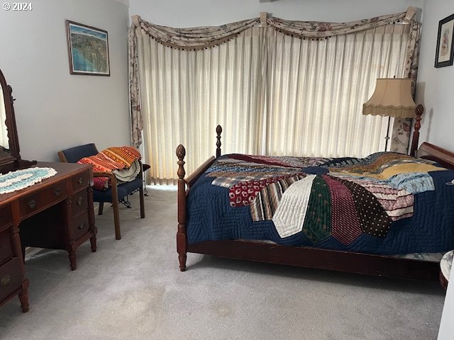 4460 Southwest Scholls Ferry Road, Unit 9A Portland, OR 97225 - Photo 23 of 34 Bedroom