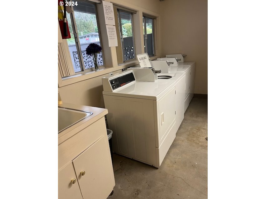 4460 Southwest Scholls Ferry Road, Unit 9A Portland, OR 97225 - Photo 32 of 34 Utility Room