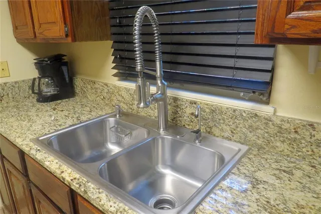 a close view of sink