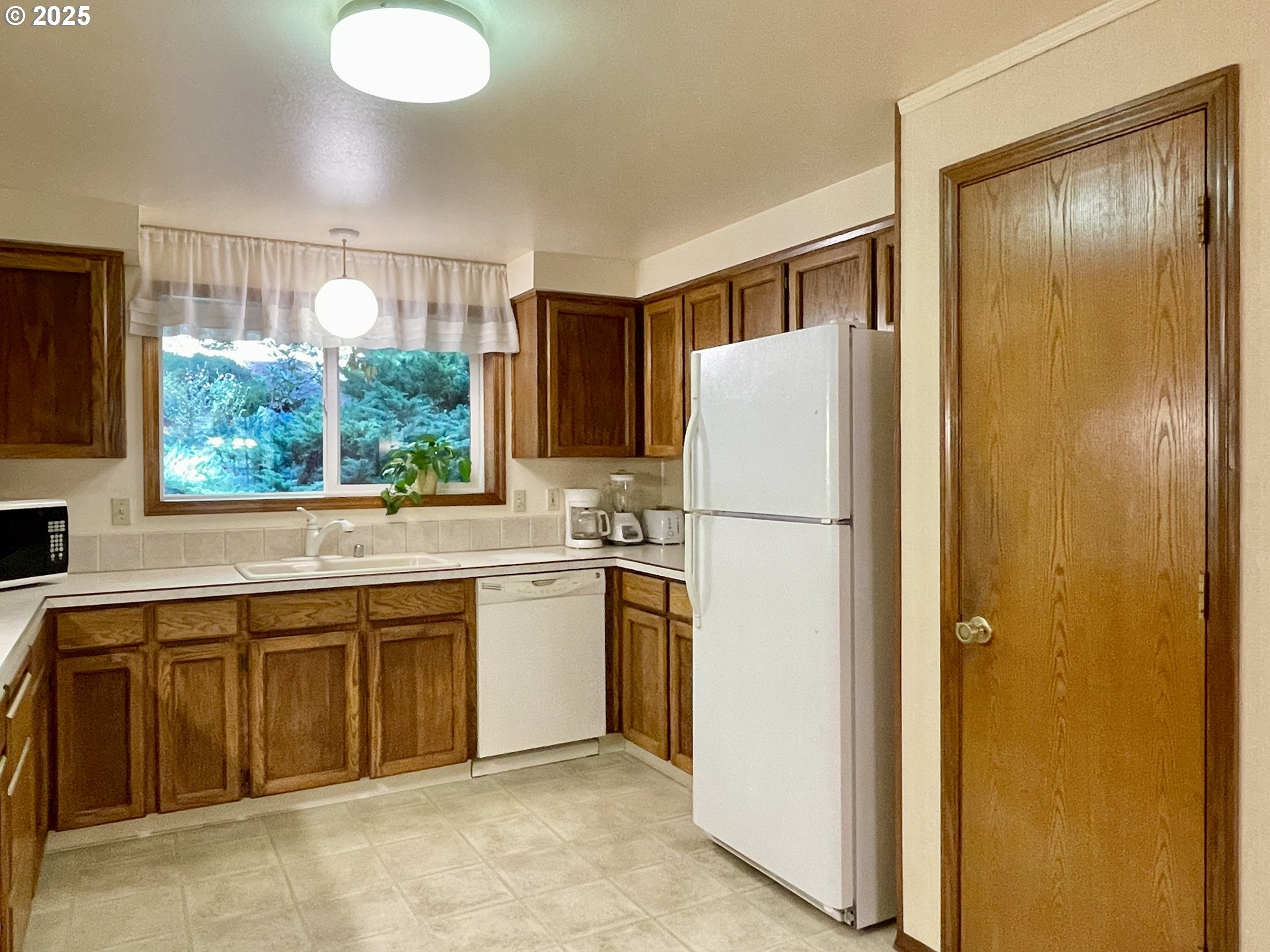 4000 Northeast Matney Road Camas, WA 98607 - Photo 19 of 42 Gallery Image 19