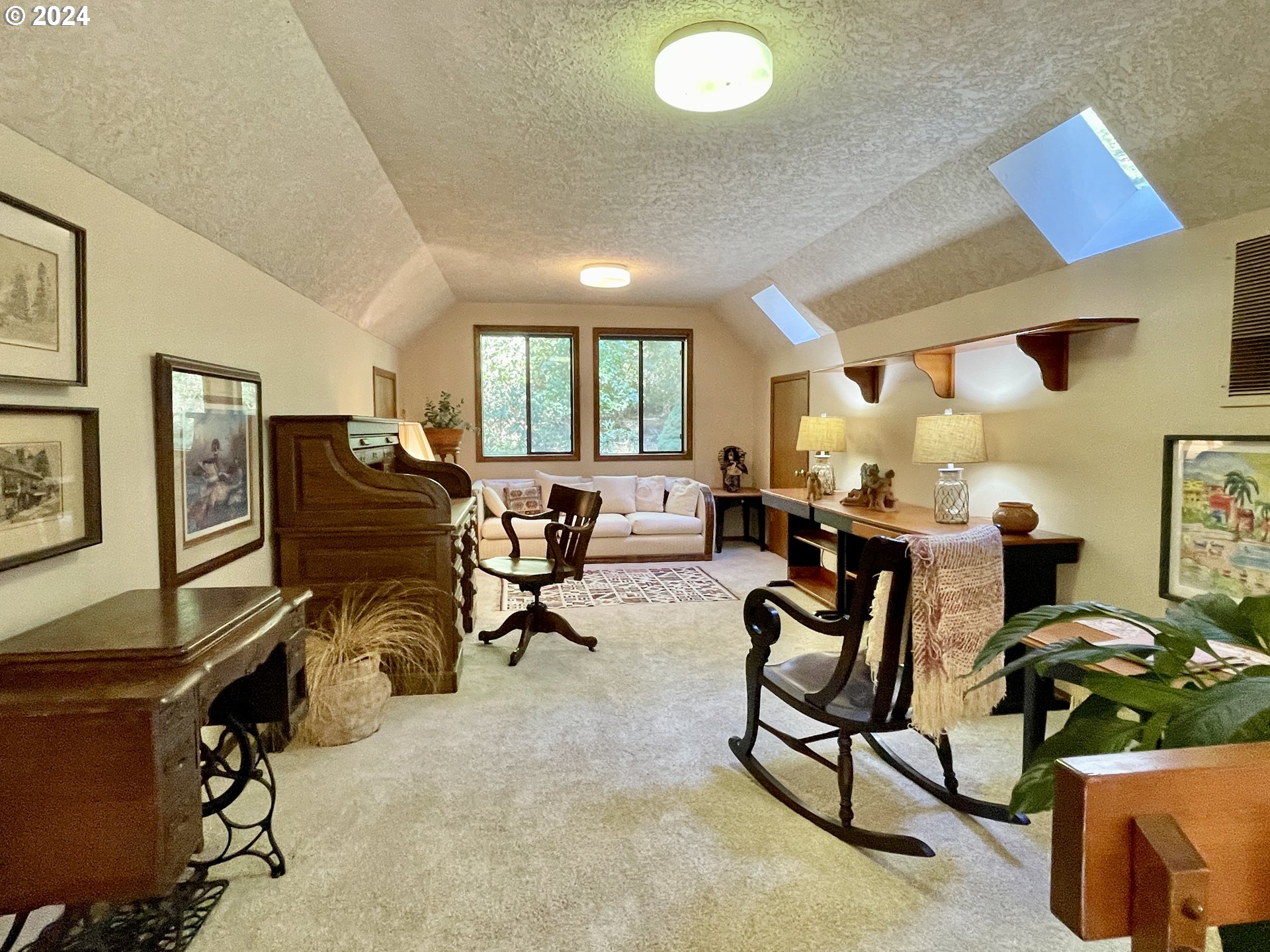 4000 Northeast Matney Road Camas, WA 98607 - Photo 35 of 42 Loft