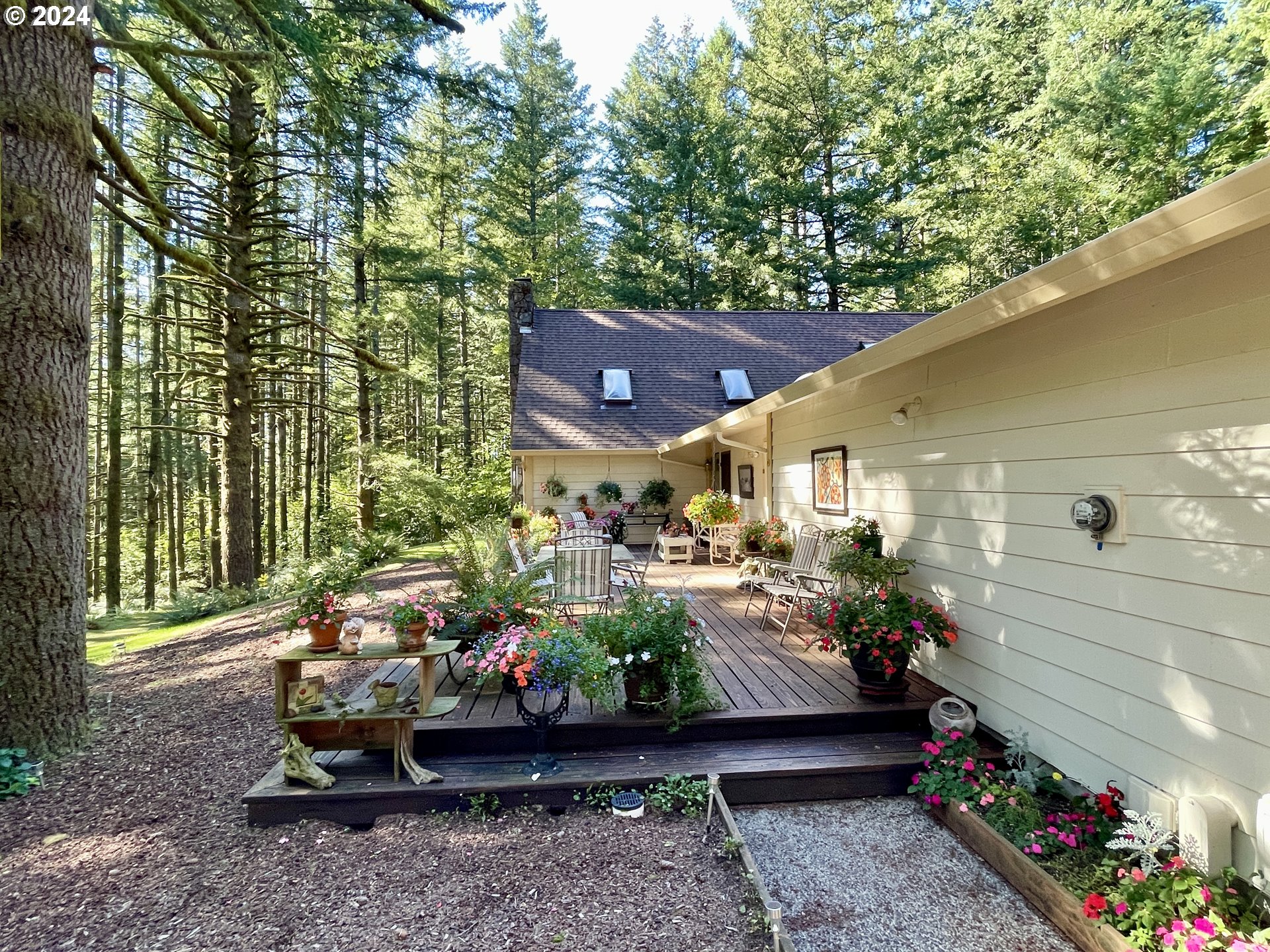 4000 Northeast Matney Road Camas, WA 98607 - Photo 5 of 42 Gallery Image 5