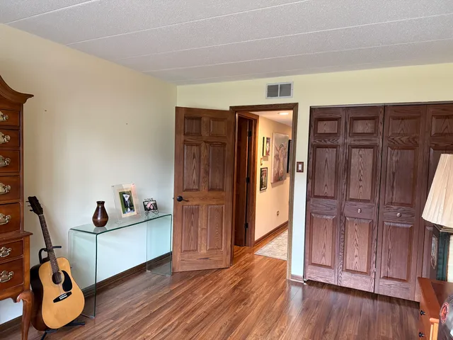 $305,000 | 7624 Arquilla Drive, Unit 1A, Palos Heights, IL 60463