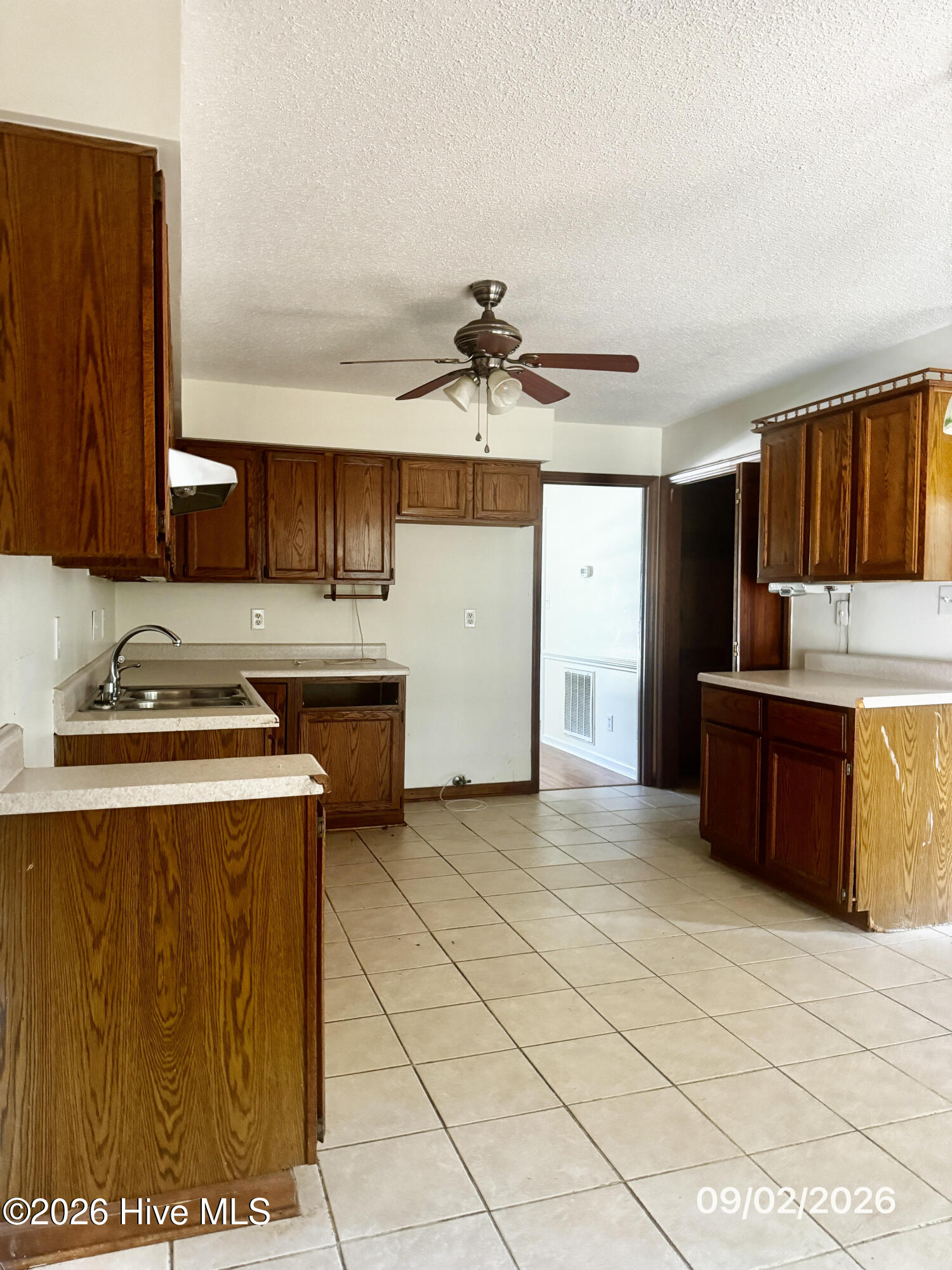 151 Raintree Circle Jacksonville, NC 28540 - Photo 14 of 36 Gallery Image 14