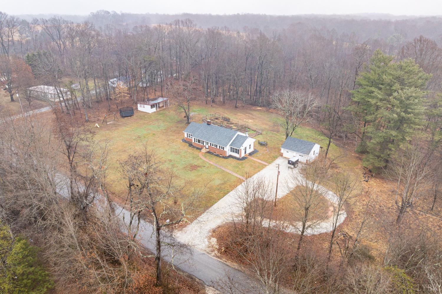 286 Flat Woods Road Amherst, VA 24521 - Photo 5 of 58 a view of swimming pool in a yard