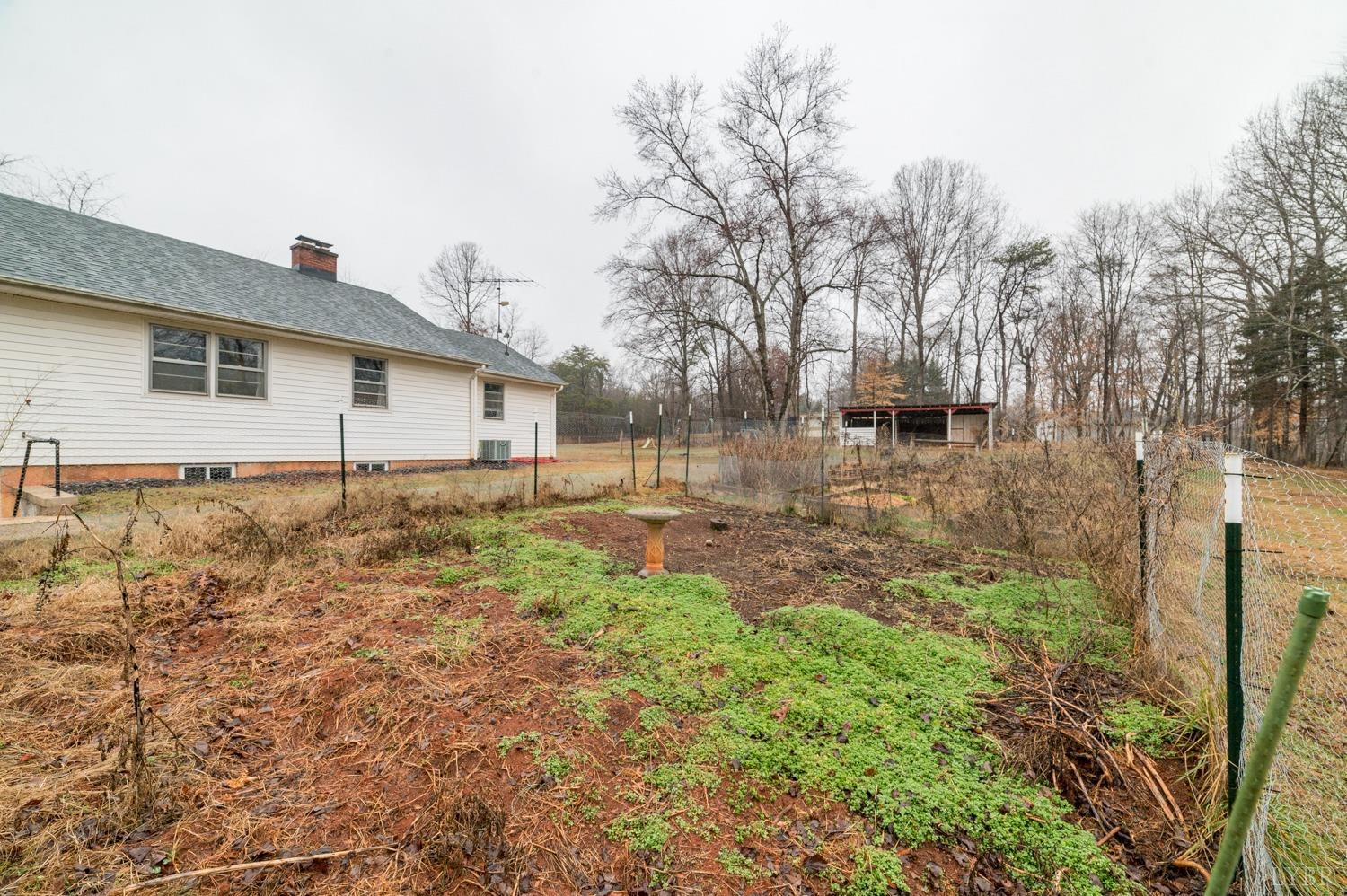 286 Flat Woods Road Amherst, VA 24521 - Photo 52 of 58 a view of a backyard of the house