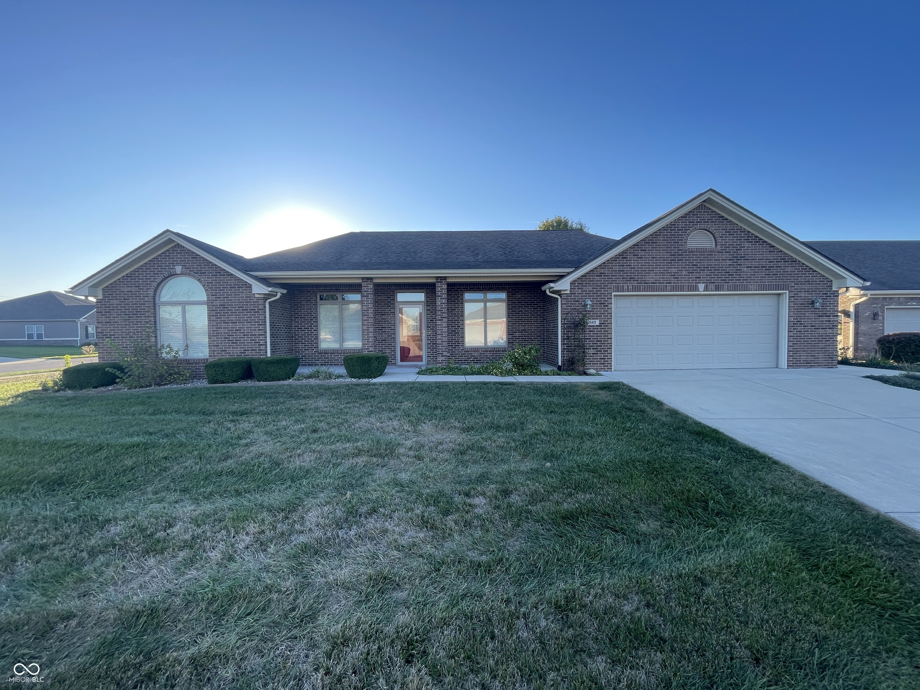 5920 Shellbark Court Columbus, IN 47201 - Photo 2 of 28 Gallery Image 2