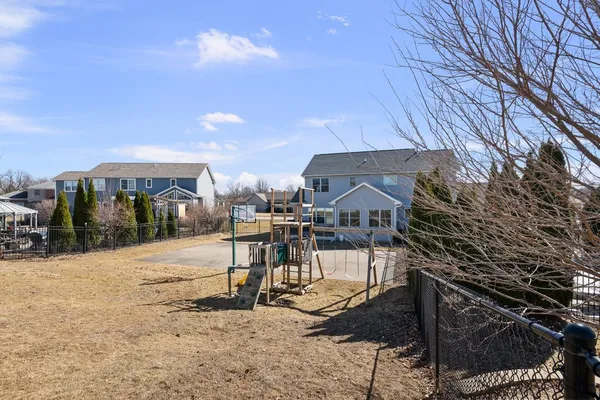 $589,900 | 408 Tombergs Drive, Eldridge, IA 52748