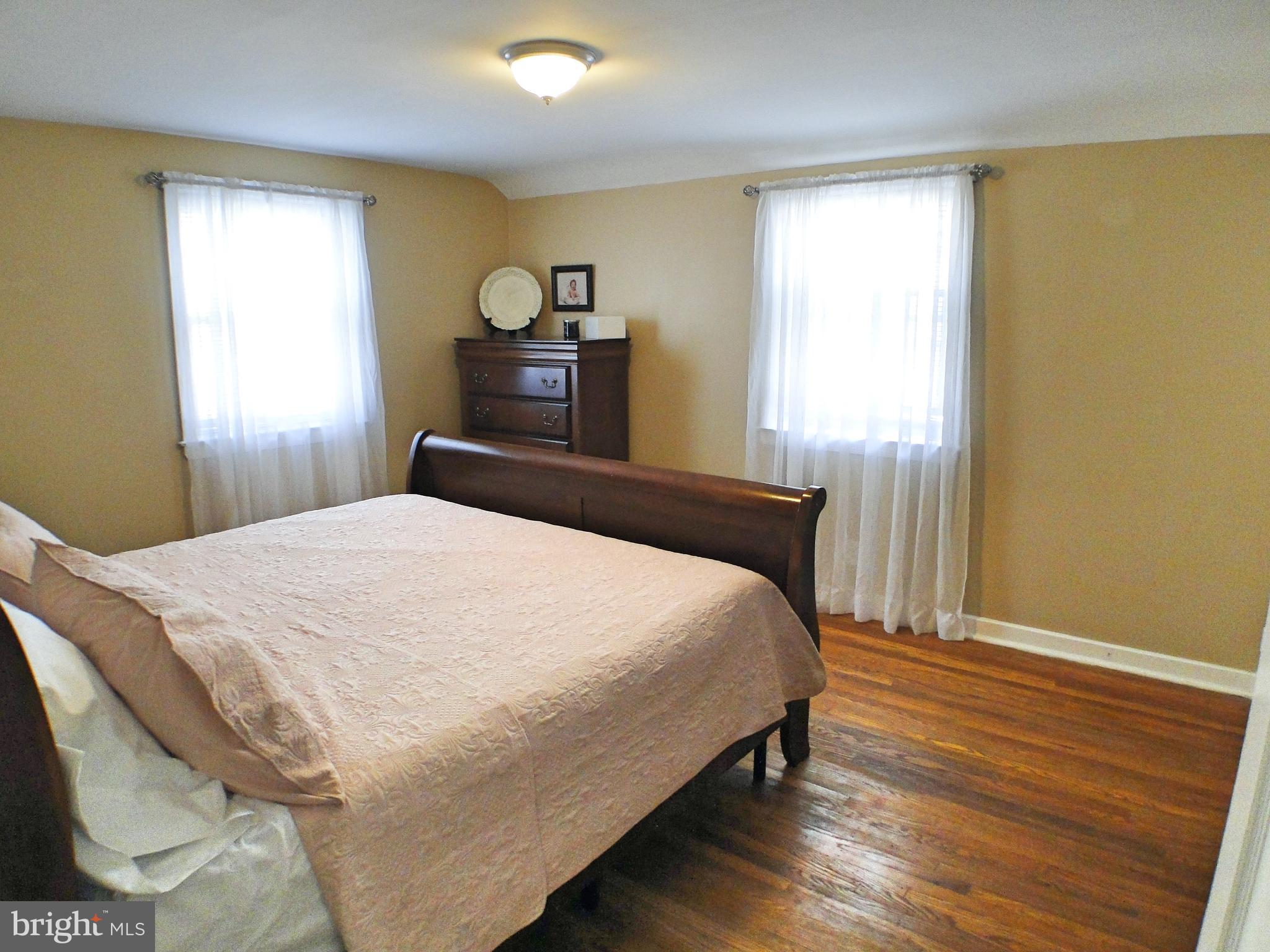 223 East Avon Road Brookhaven, PA 19015 - Photo 18 of 28 Gallery Image 18