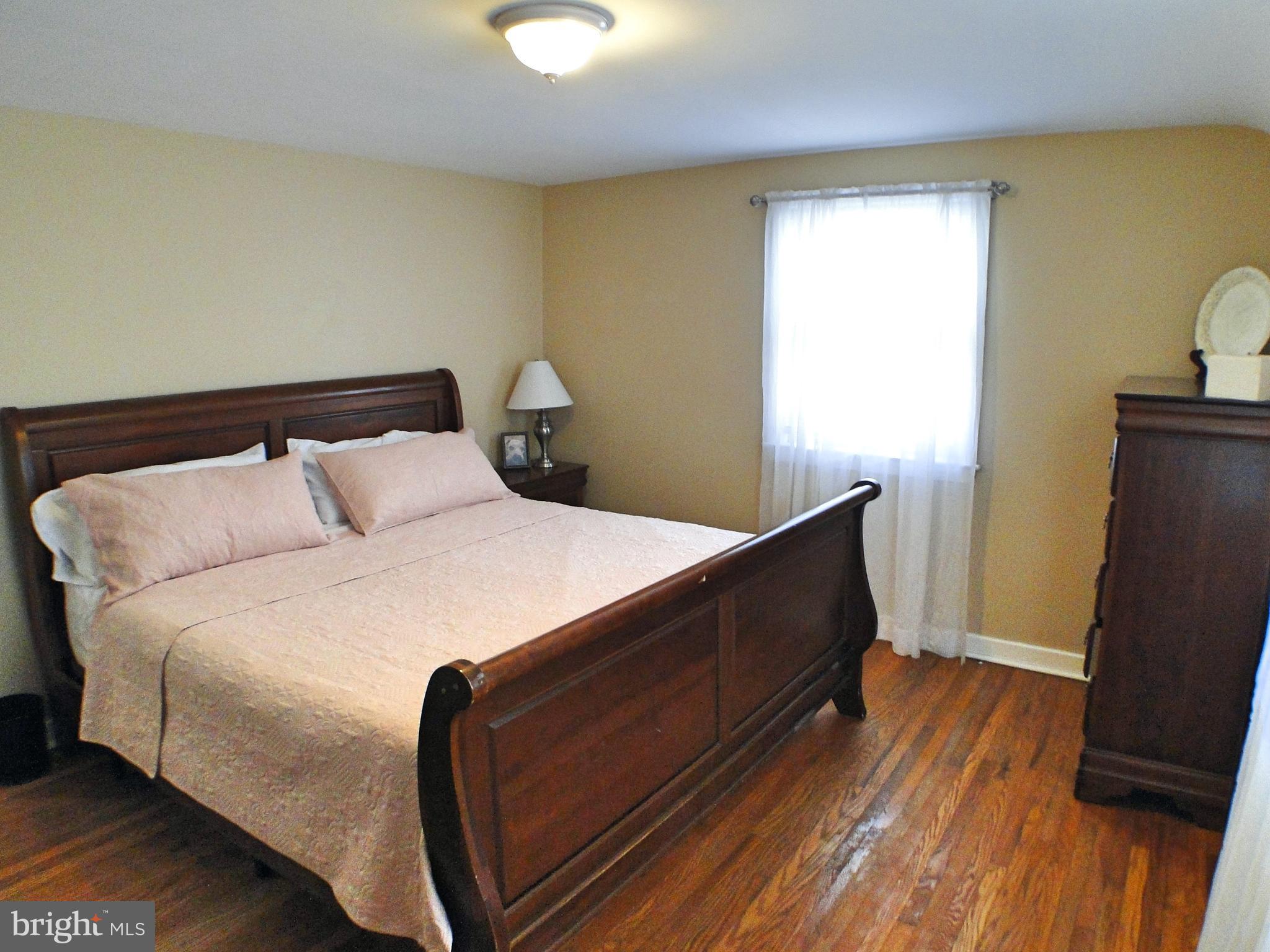 223 East Avon Road Brookhaven, PA 19015 - Photo 19 of 28 Gallery Image 19