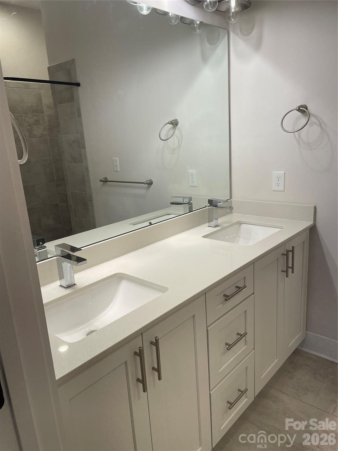 935 McAlway Road, Unit 303 Charlotte, NC 28211 - Photo 2 of 16