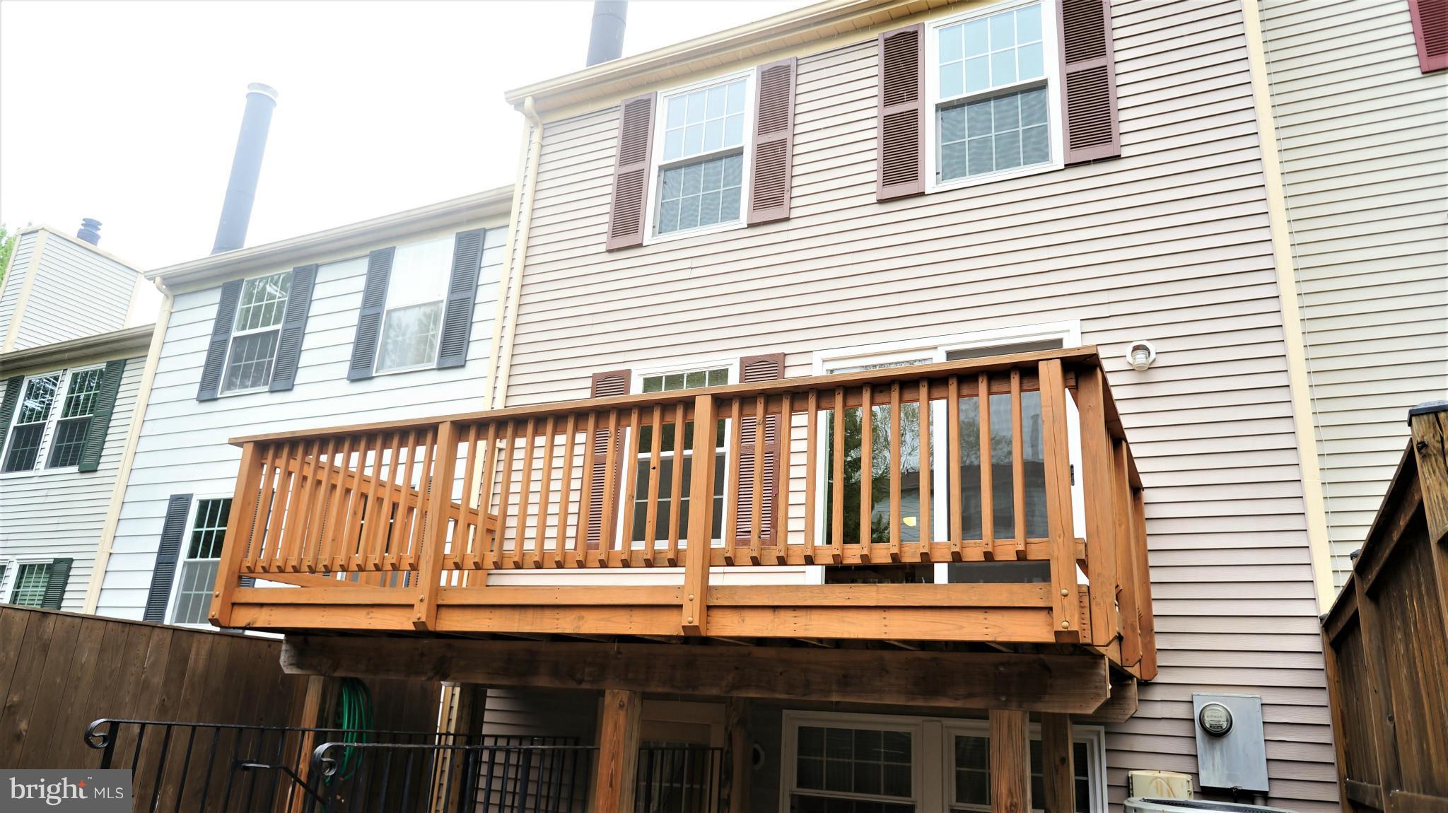 1672 Bayfield Way Reston, VA 20194 - Photo 28 of 30 Exterior (Rear)