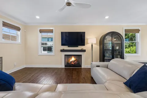 $735,000 | 1008 59th Avenue North, Nashville, TN 37209