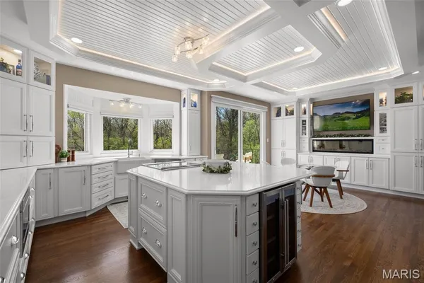 $1,295,000 | 1406 Wildhorse Pkwy Drive, Wildwood, MO 63005