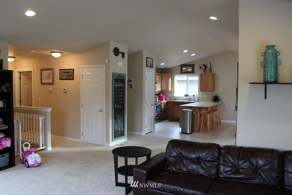 2121 West Honeysett Road Wenatchee, WA 98801 - Photo 10 of 25 Gallery Image 10