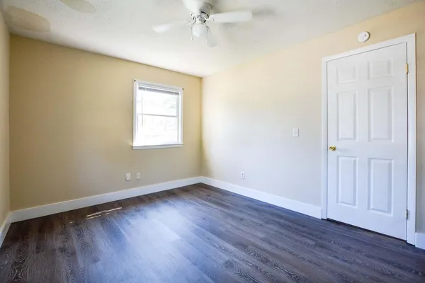 $2,130 | 1045 Harbor View Road, Unit A, Charleston, SC 29412