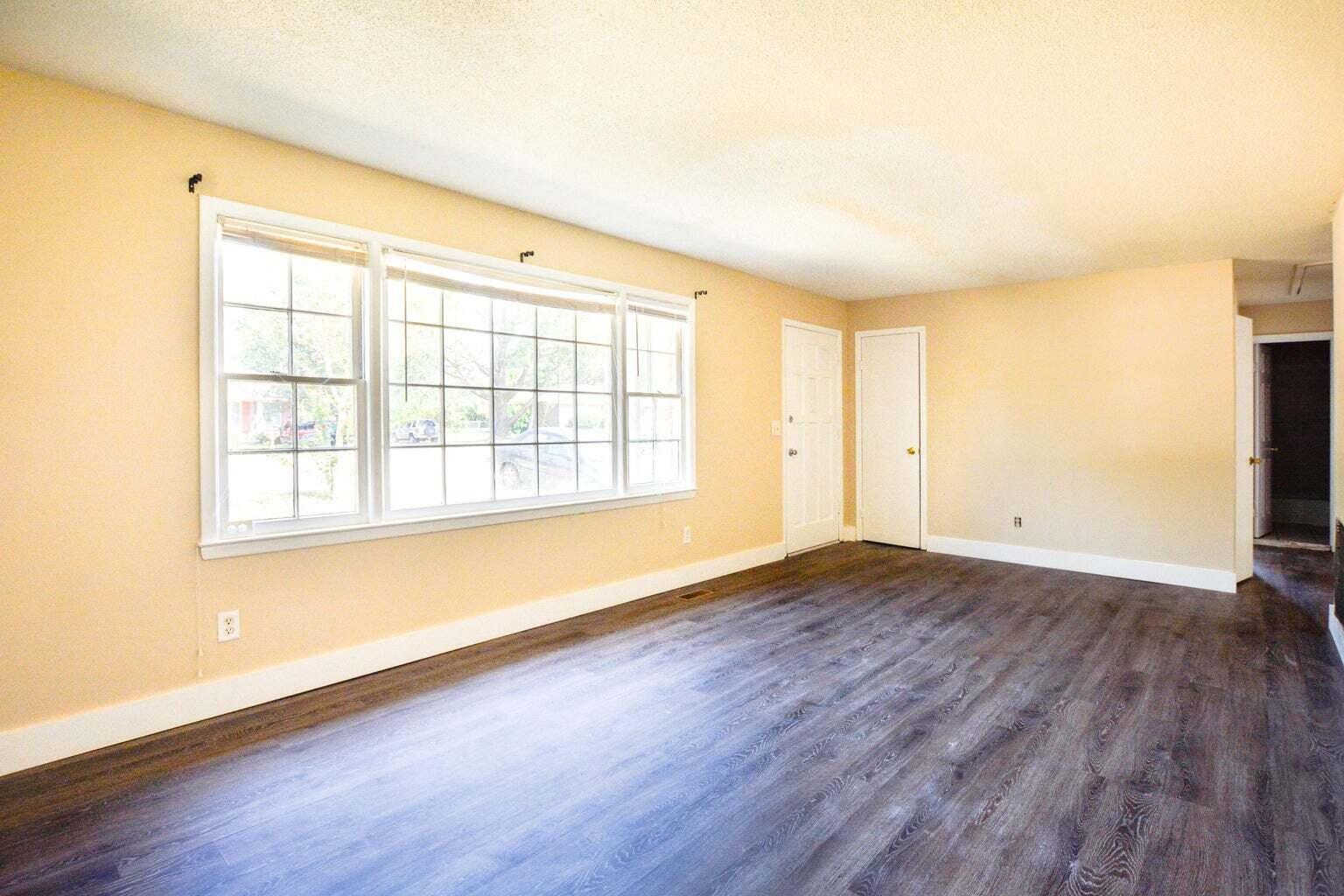 1045 Harbor View Road, Unit A Charleston, SC 29412 - Photo 4 of 14 20210831142205343281000000-o