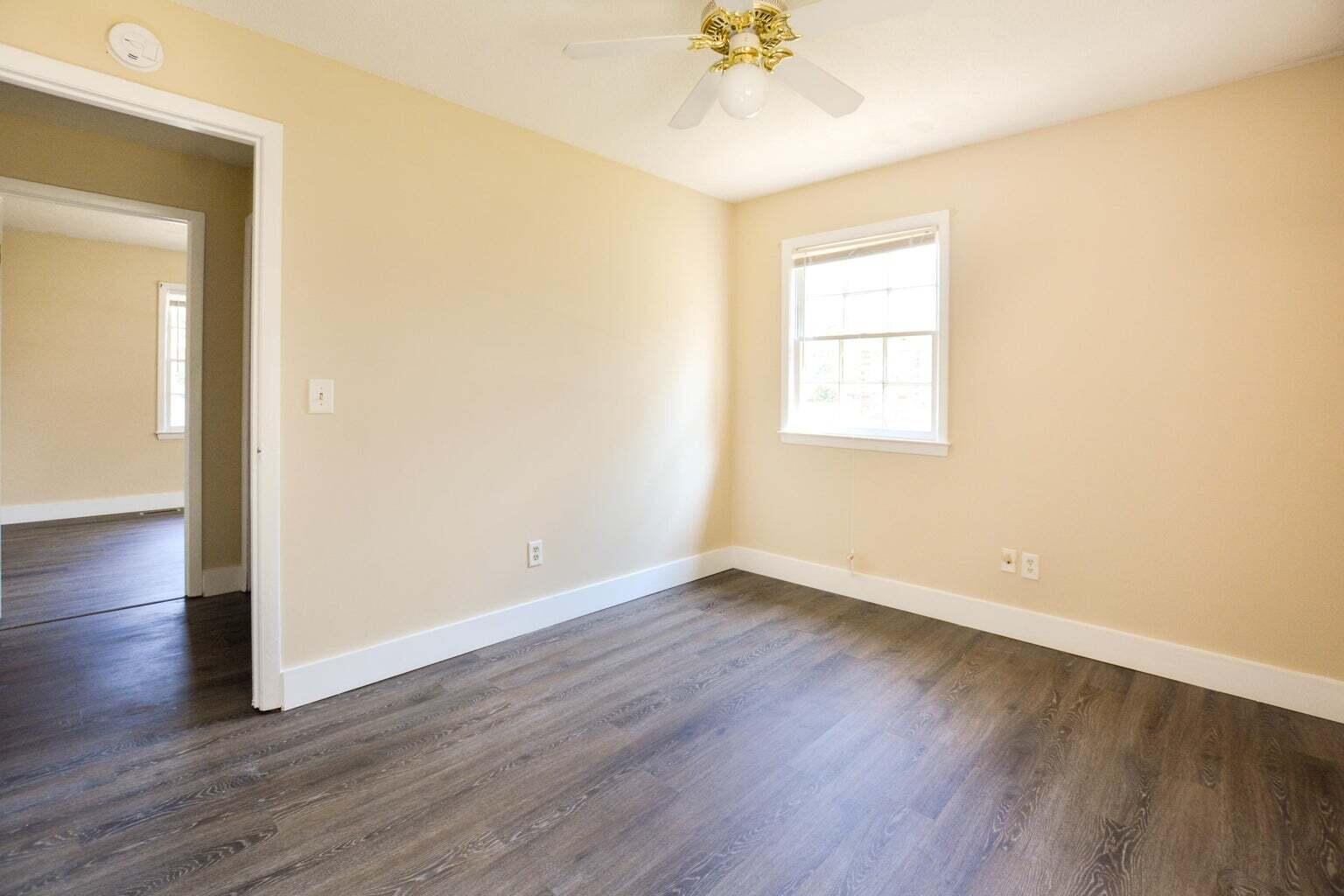 1045 Harbor View Road, Unit A Charleston, SC 29412 - Photo 10 of 14 20210831142206716412000000-o