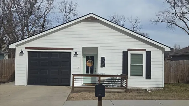 $239,000 | 408 Lincoln Avenue, Osawatomie, KS 66064