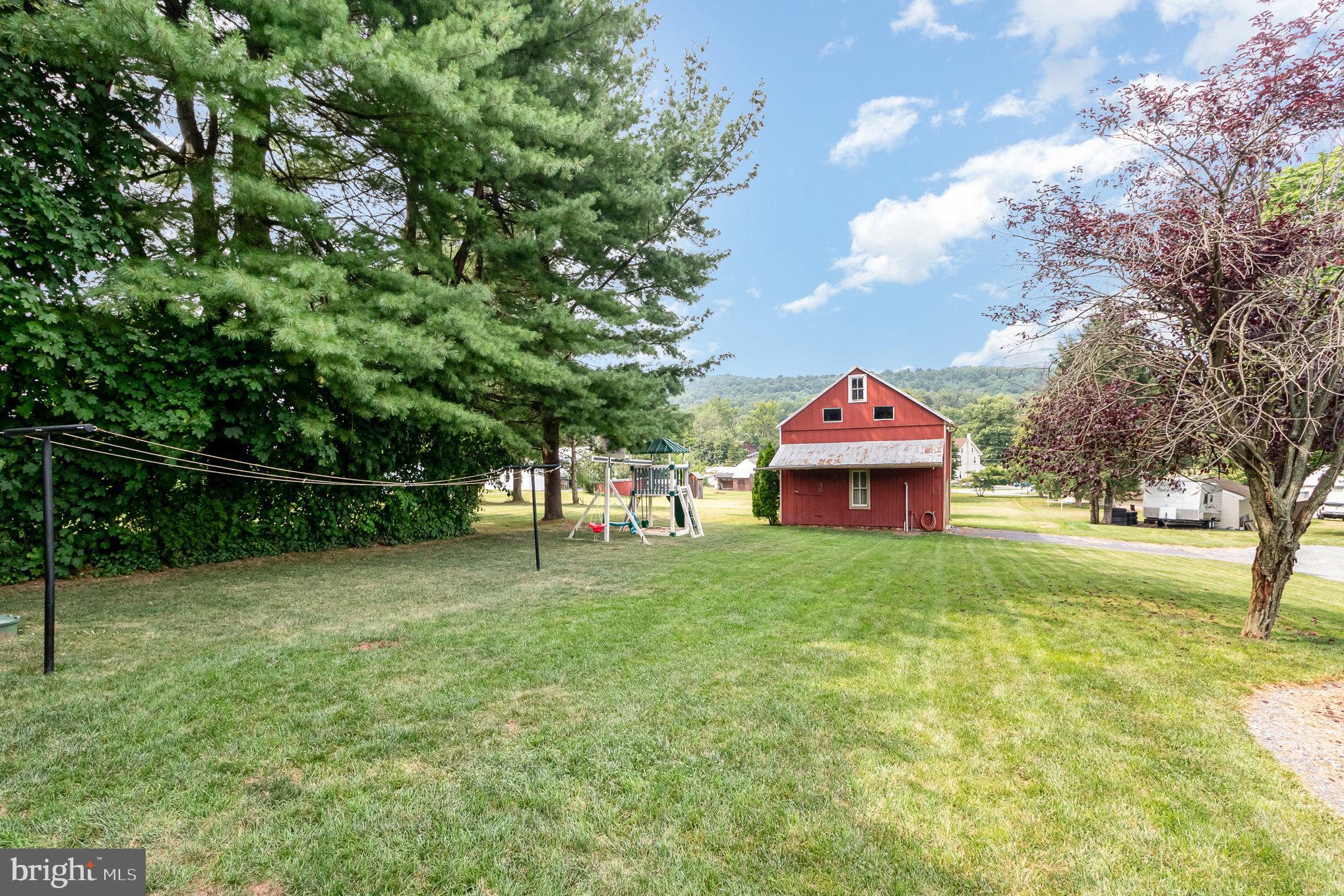 731 Hopeland Road Lititz, PA 17543 - Photo 26 of 33 Yard