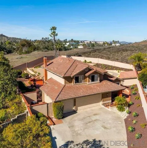 $1,299,000 | 672 Chateau Place, Escondido, CA 92029