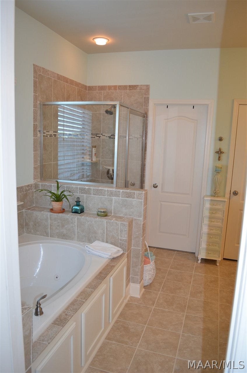 109 High Pt Road Newton, AL 36352 - Photo 23 of 36 Bathroom, Master