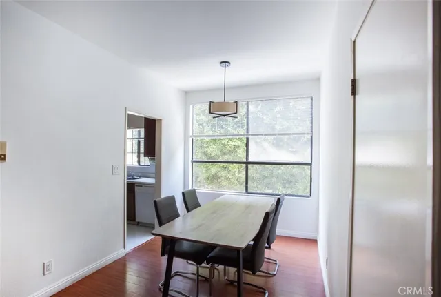 $2,980 | 3261 Sawtelle Boulevard, Unit 104, Los Angeles, CA 90066