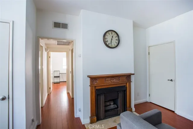 $2,980 | 3261 Sawtelle Boulevard, Unit 104, Los Angeles, CA 90066