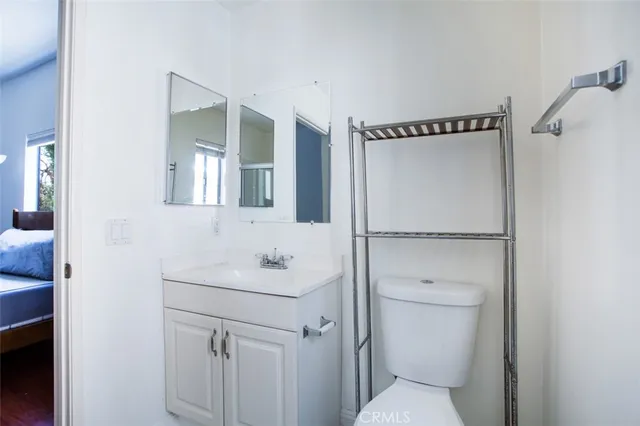 $2,980 | 3261 Sawtelle Boulevard, Unit 104, Los Angeles, CA 90066