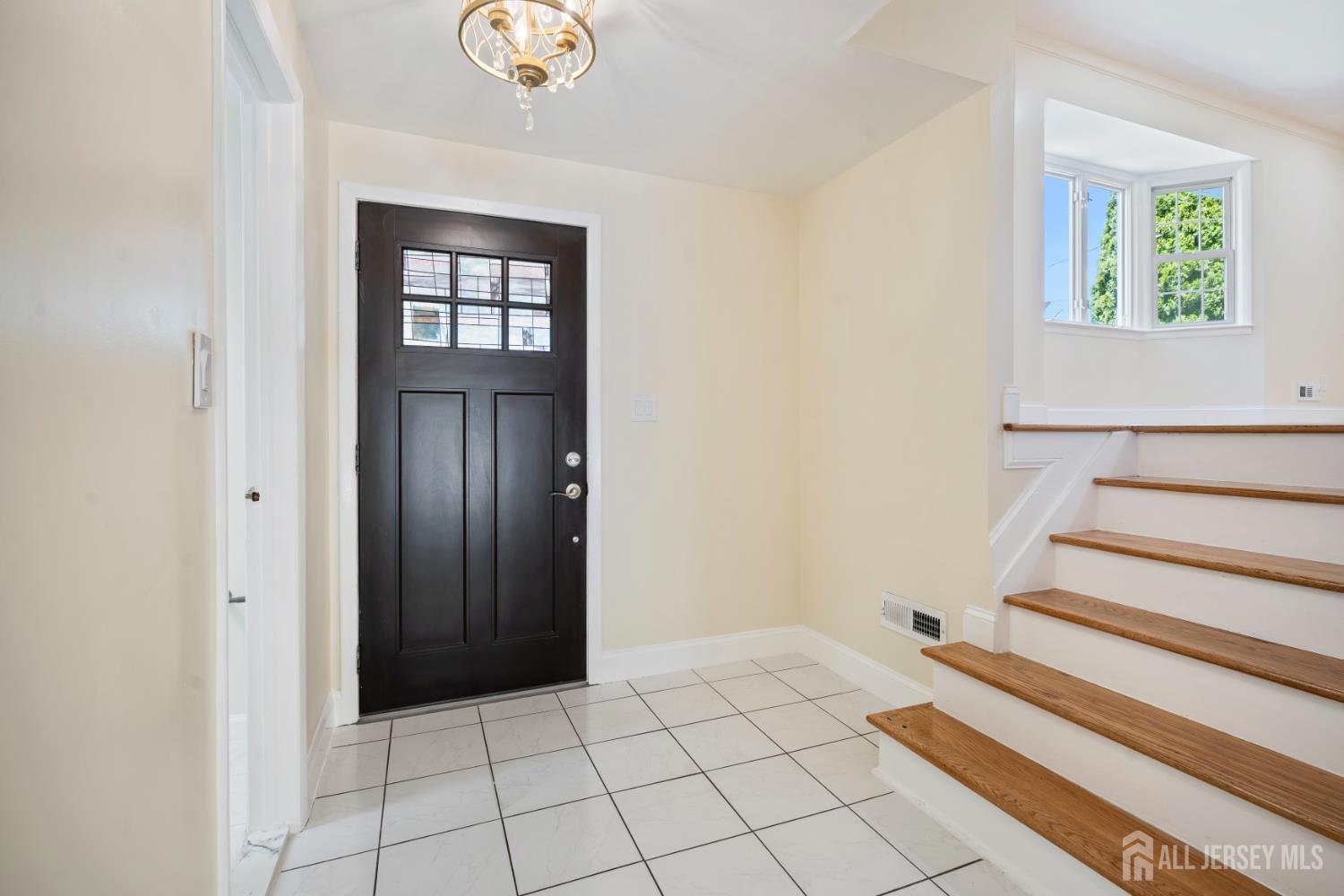 55 Ferris Road Edison, NJ 08817 - Photo 3 of 43