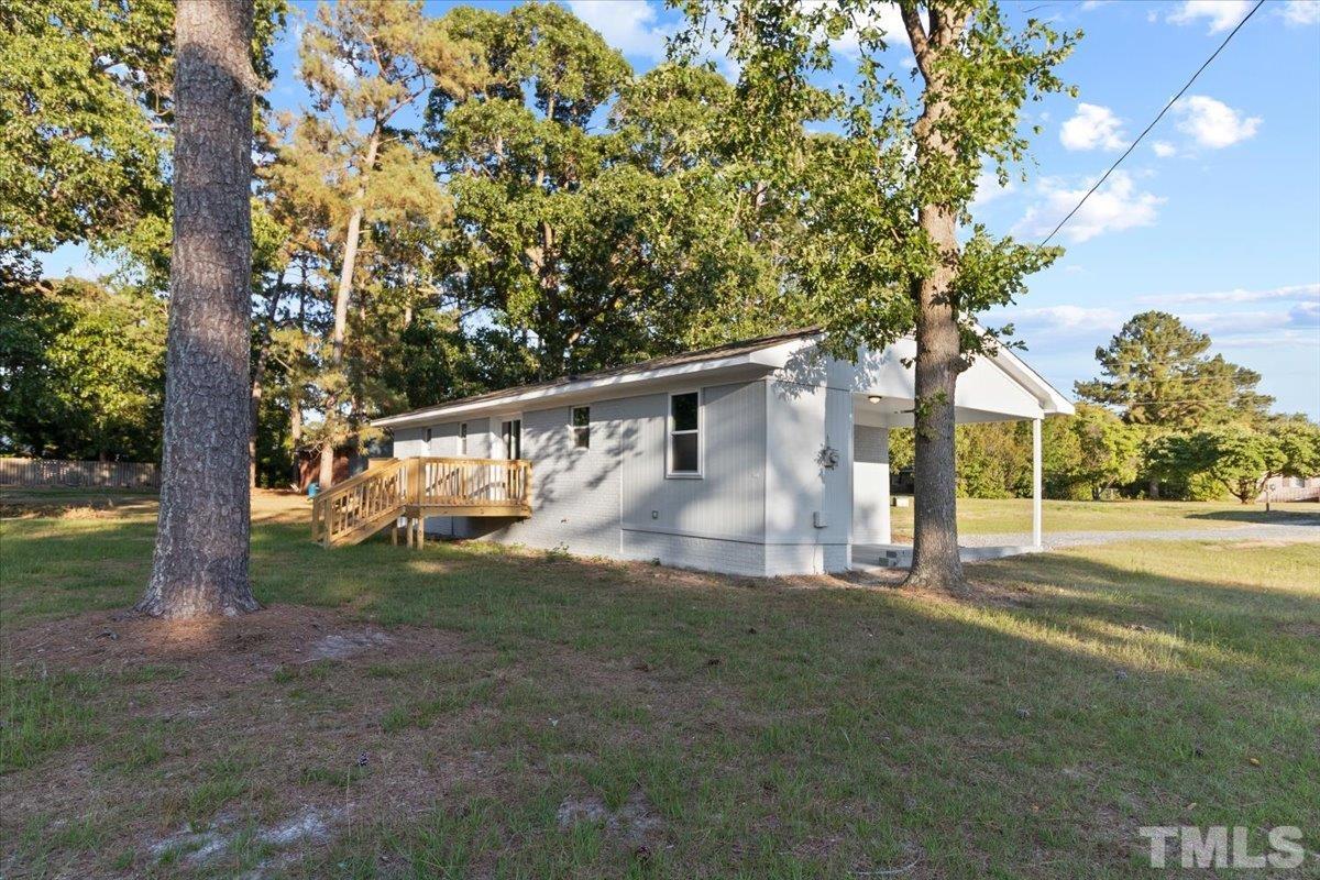 633 Outlaw Road Dudley, NC 28333 - Photo 4 of 28 a view of a house with a yard