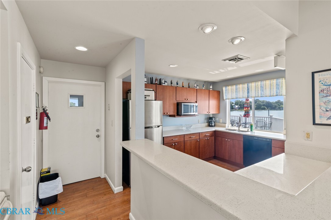 210 Dockside Drive Hampton, VA 23669 - Photo 36 of 40